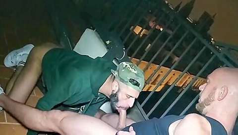 Muscle Stepdaddy Max Zarec With Big Dick Fucks Romeo Davis Bareback 15 Min